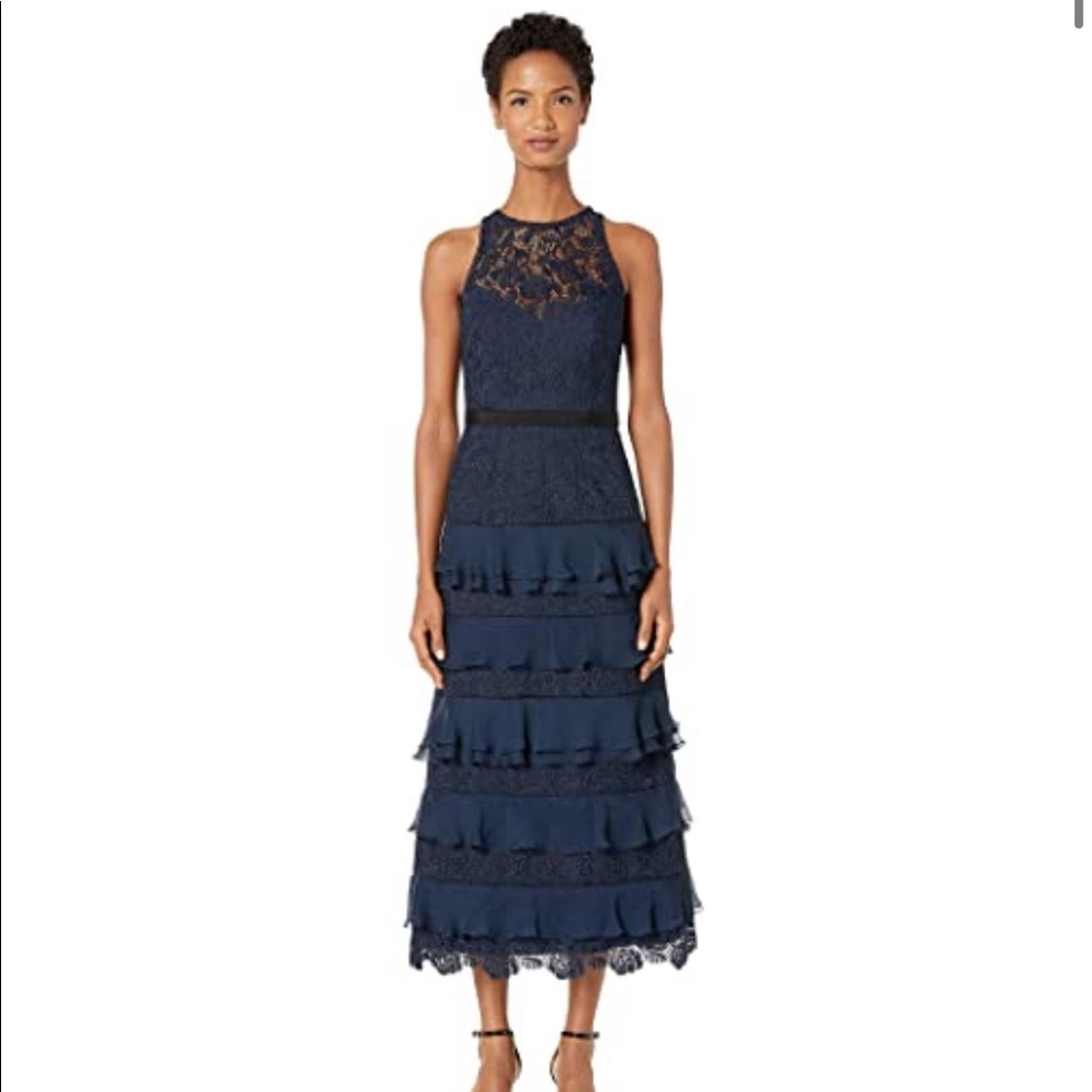 ML Monique Lhuillier Ruffled Tier Lace Dress